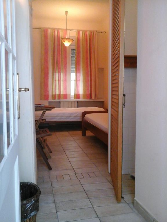 Guesthouse Lessi Zagreb Rom bilde